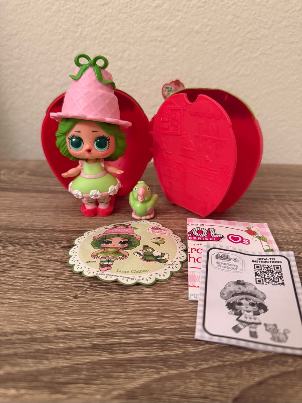 LOL Surprise Loves The World of Strawberry Shortcake Popular Lime Chiffon